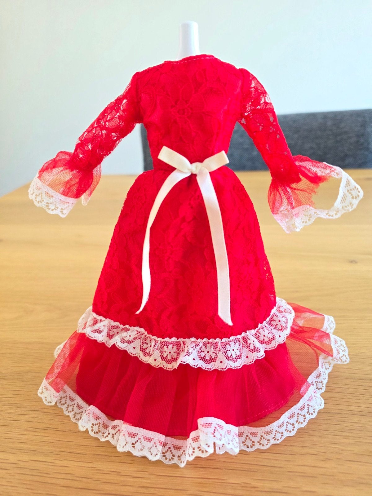 Jurk voor Barbie, Sindy of Fleur, Ophalen of Verzenden, Gebruikt, Kleertjes