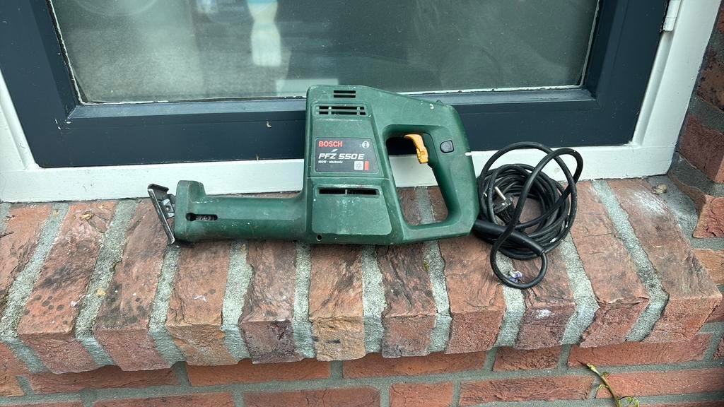 Reciprozaag, 70 mm of meer, 600 tot 1200 watt, Ophalen of Verzenden, Zo goed als nieuw
