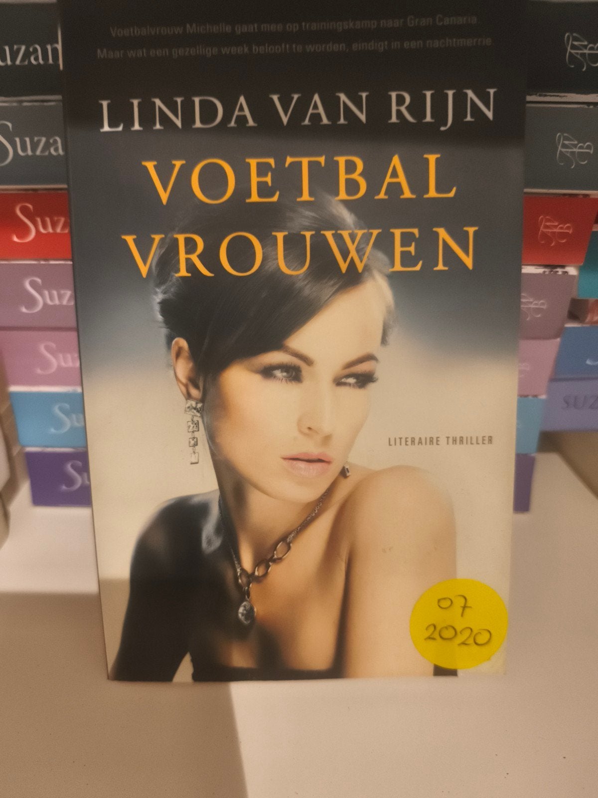 Linda van Rijn - Voetbalvrouwen, Ophalen, Zo goed als nieuw, Linda van Rijn