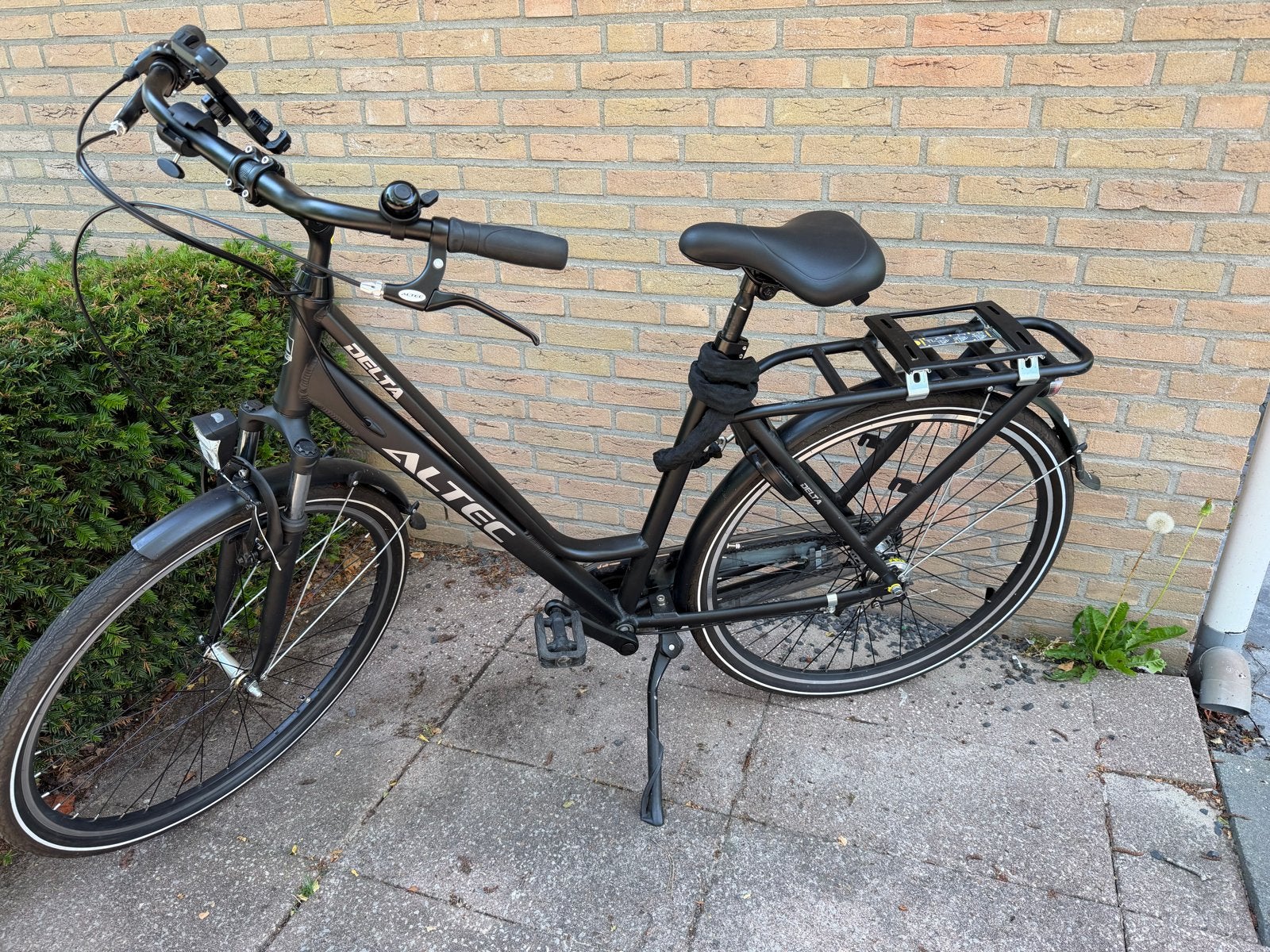 Altec Delta Damesfiets - Zo goed als nieuw, Fietsen en Brommers, Velgrem, Versnellingen, Zo goed als nieuw, 50 tot 53 cm