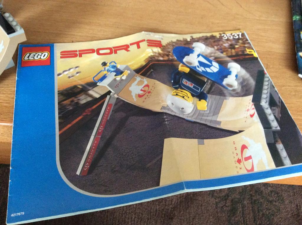 Compleet Lego sport skatebaan set 3537., Compleet, Lego, Ophalen of Verzenden, Zo goed als nieuw