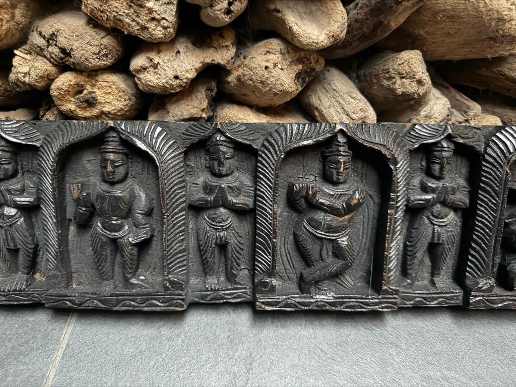 India houtsnijwerk ornament wanddecoratie Indiase, Huis en Inrichting, Woonaccessoires | Wanddecoraties, Verburgt Vintage, Ophalen of Verzenden