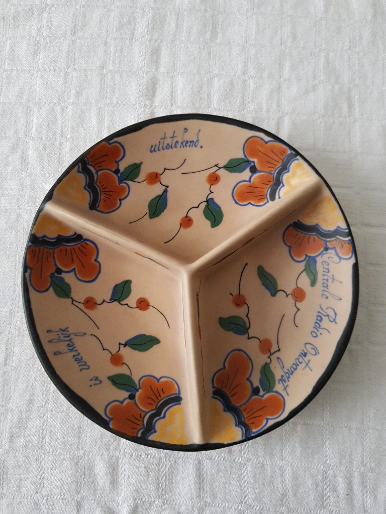 plateel Regina Gouda bonbonschaaltje floraal decor, Antiek en Kunst, Ophalen of Verzenden