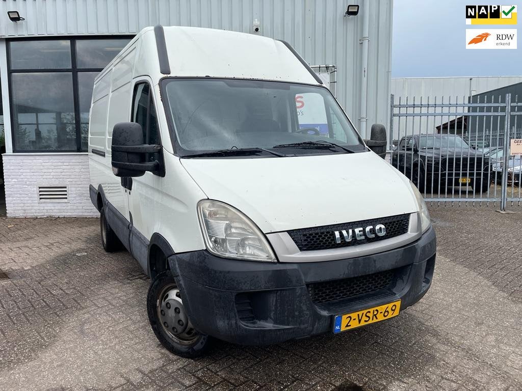 Iveco Daily 35C13V 330 H2 AIRCO, 127 pk, Achterwielaandrijving, Iveco, Bedrijf