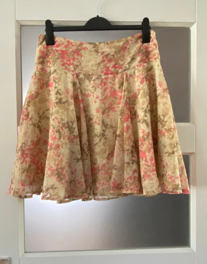 VERO MODA Pinny New Knee Skirt | Maat 38, Kleding | Dames, Maat 38/40 (M), Beige, Ophalen of Verzenden, Zo goed als nieuw