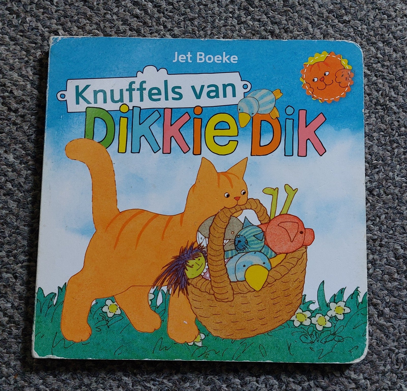 Dikke dik knuffels van, Ophalen of Verzenden, Gelezen