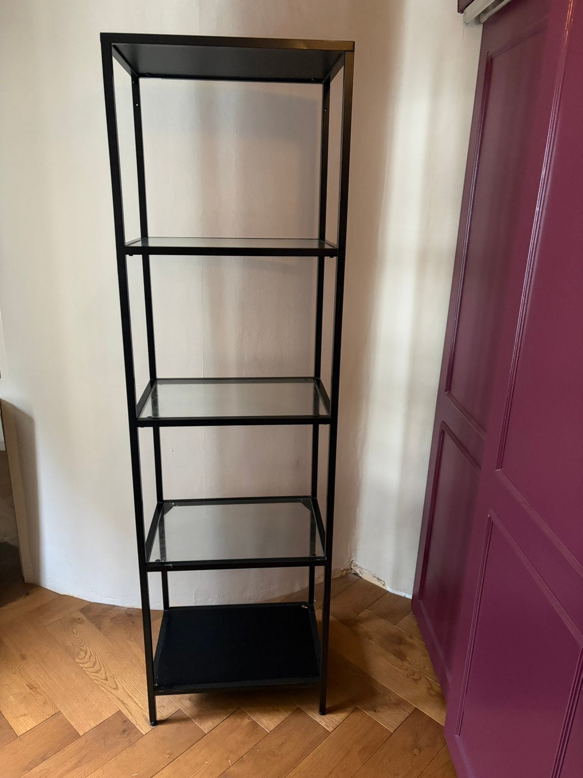 Zwarte IKEA VITTSJÖ open kast, Ophalen, Zo goed als nieuw