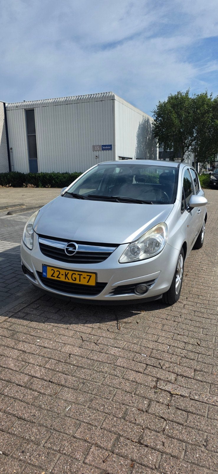 Opel Corsa 1.4 16V 5D 2009 Grijs, Voorwielaandrijving, Zwart, 4 cilinders, 49 €/maand