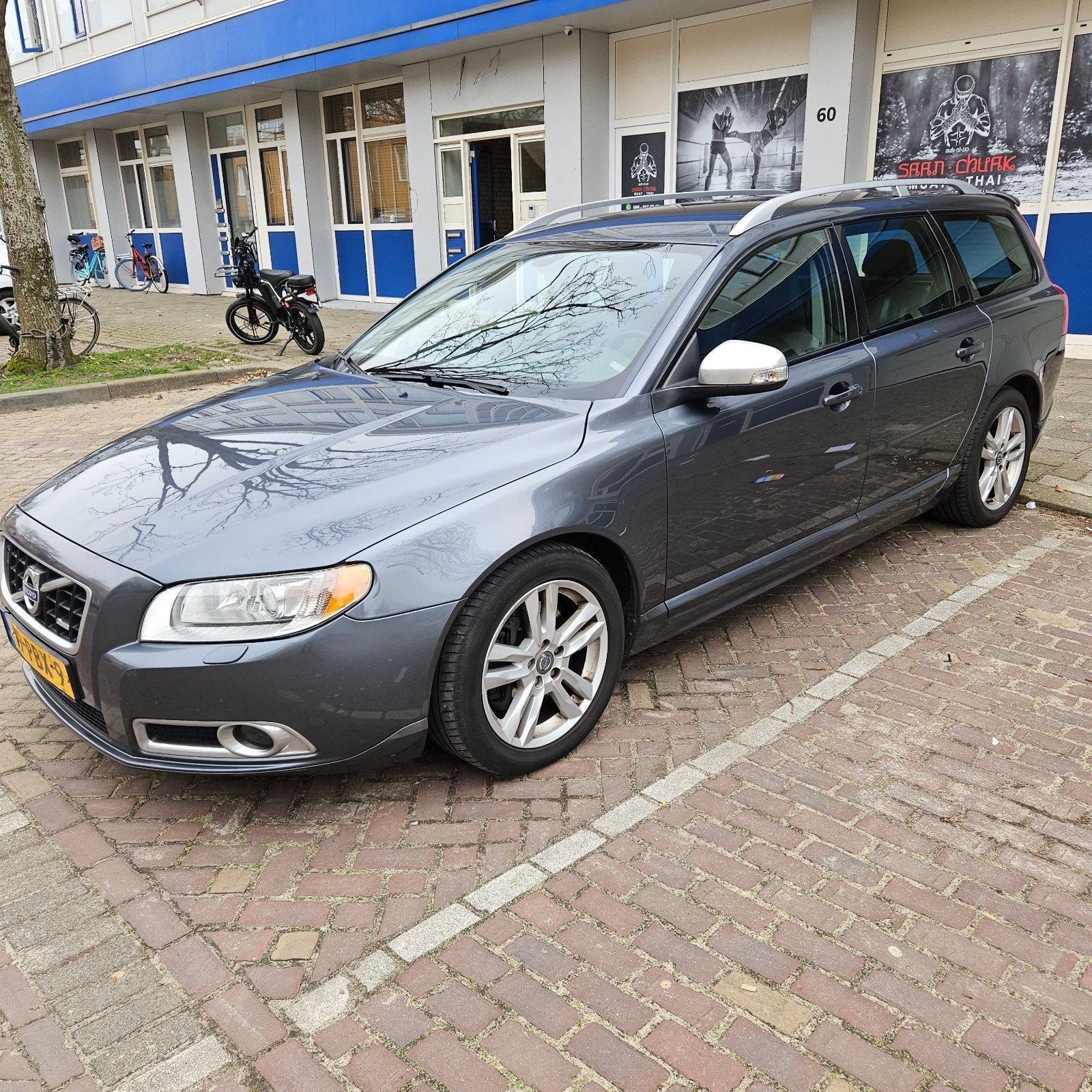 Volvo V70 2.0 T 2011 R-Edition 149kw, Auto's, Volvo, 1800 kg, 4 cilinders, Stationwagon, Handgeschakeld