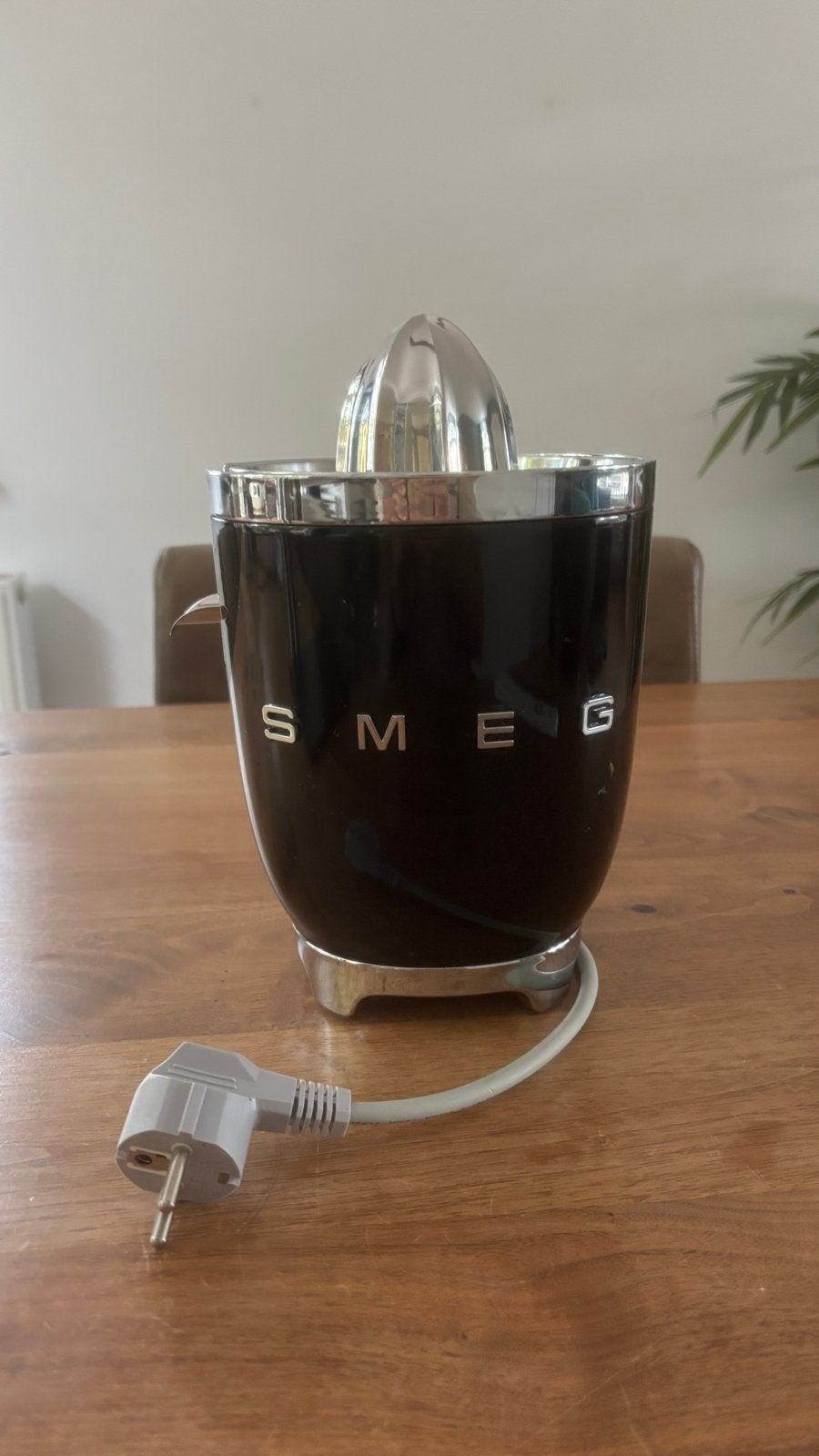Smeg Citruspers Zwart - Stijlvol en Functioneel, Ophalen, Zo goed als nieuw