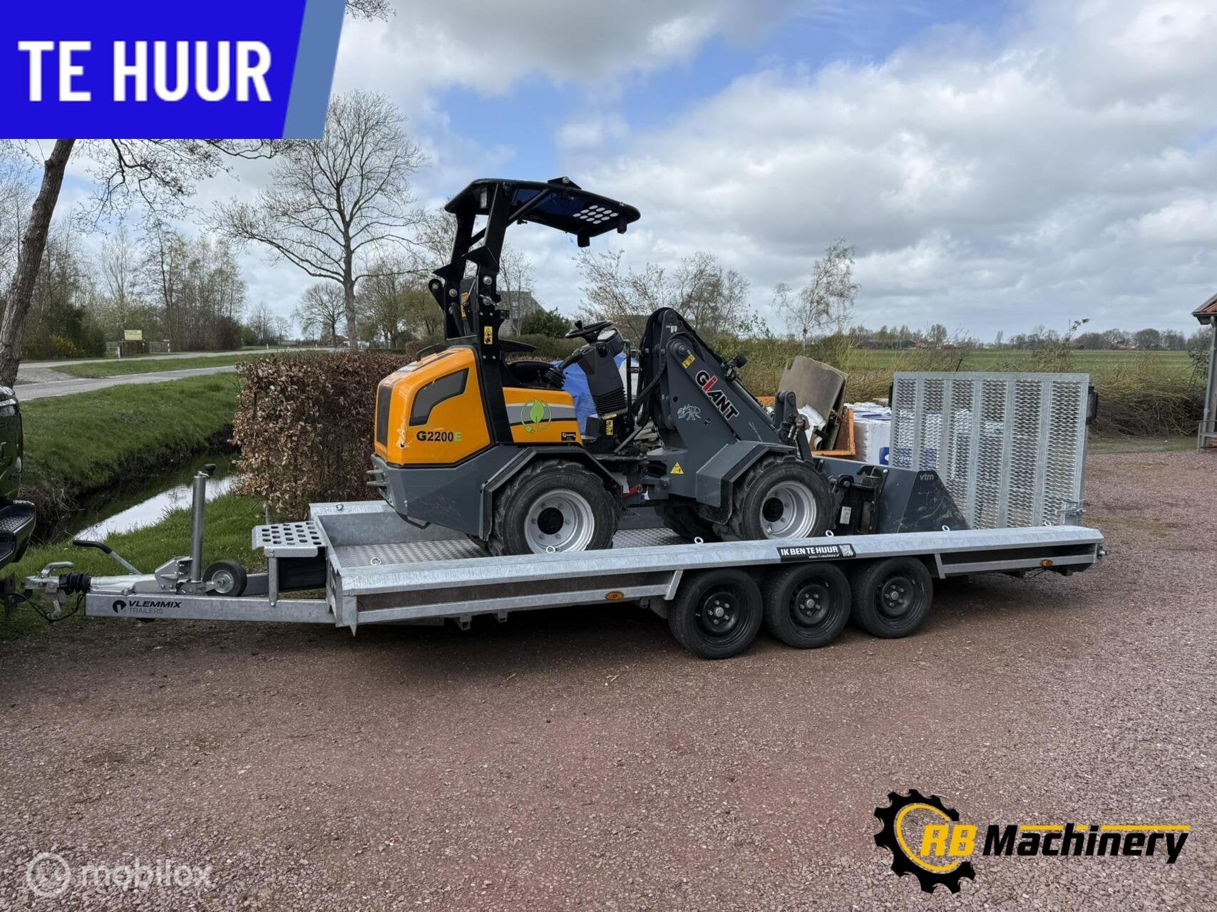 Mini shovel/wiellader te huur Heerenveen