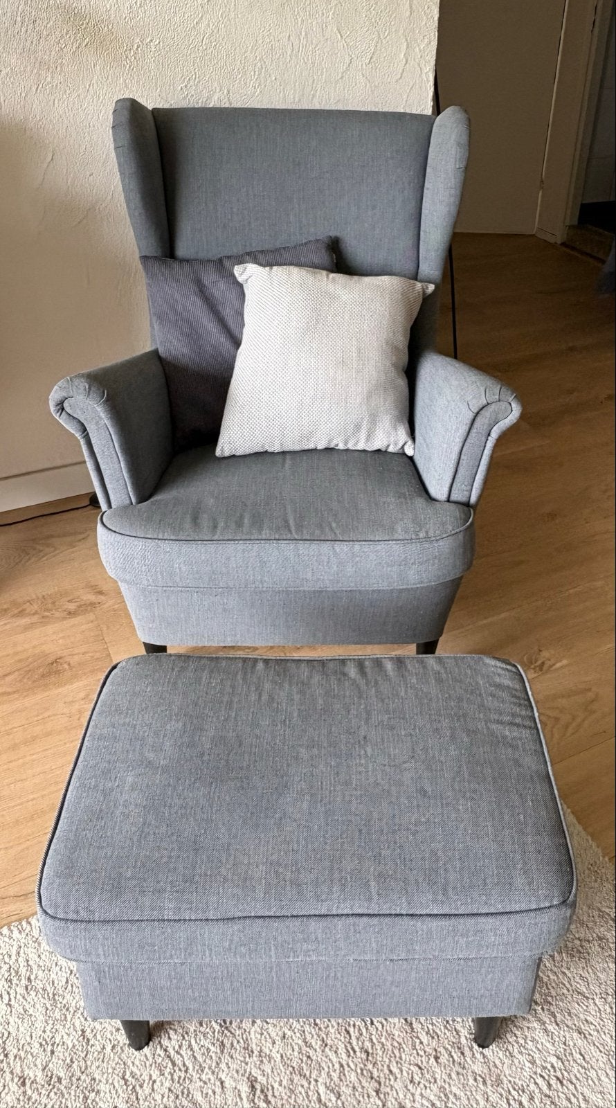 Ikea fauteuil met voetenbank en 2 kussens, Huis en Inrichting, Stoelen, Ophalen, Gebruikt, Eén, Stof