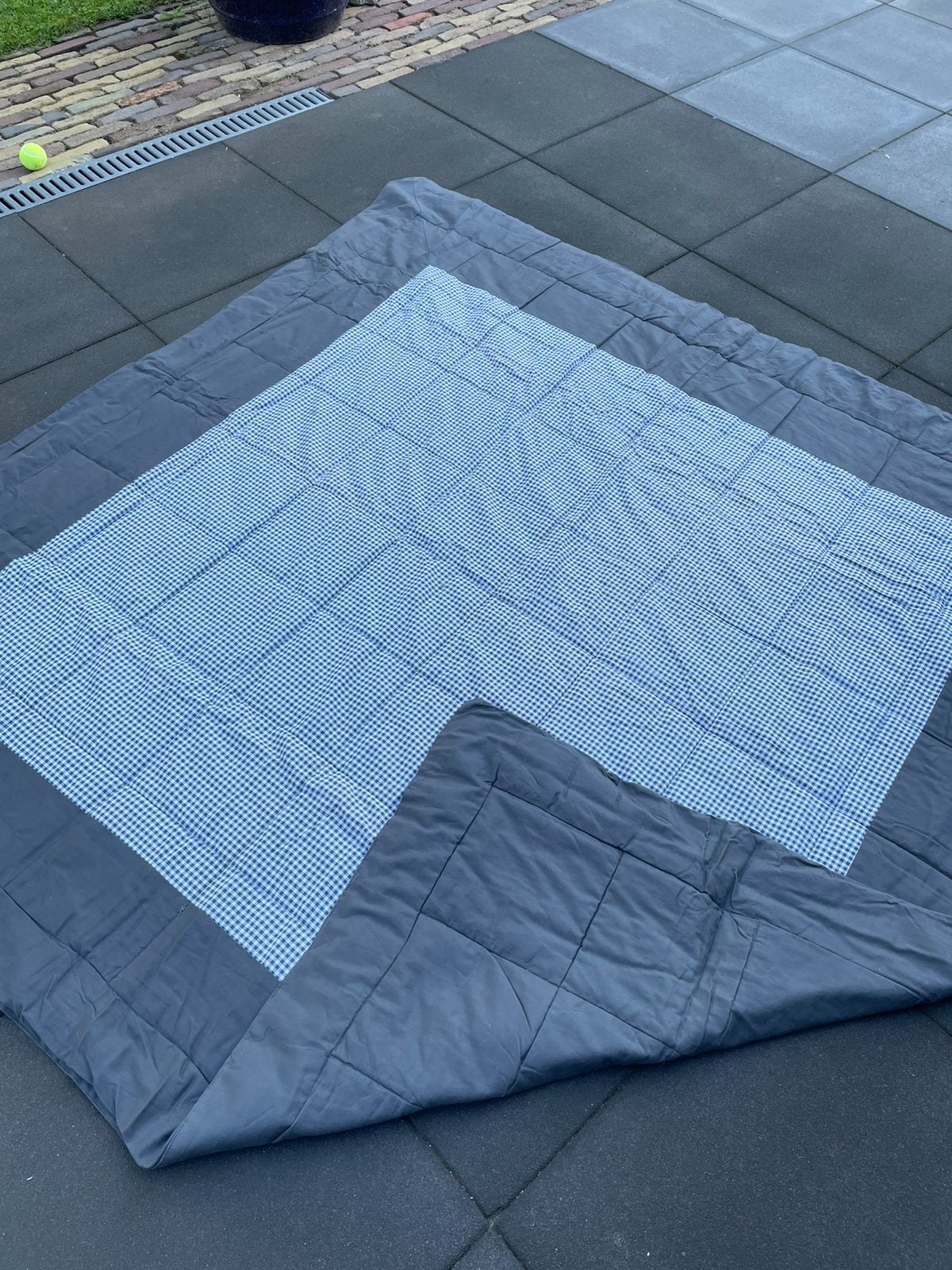 Speelkleed picknickkleed buitenspeelkleed 2m x 2m, Huis en Inrichting, Ophalen of Verzenden, Zo goed als nieuw, Grijs, Vierkant