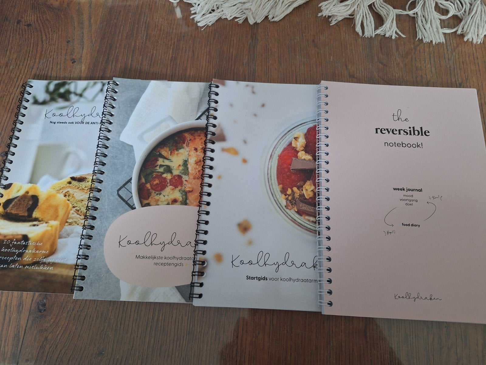 Koolhydraken 1, 2 en 3 + reversible notebook, Boeken, Kookboeken, Ophalen of Verzenden, Zo goed als nieuw
