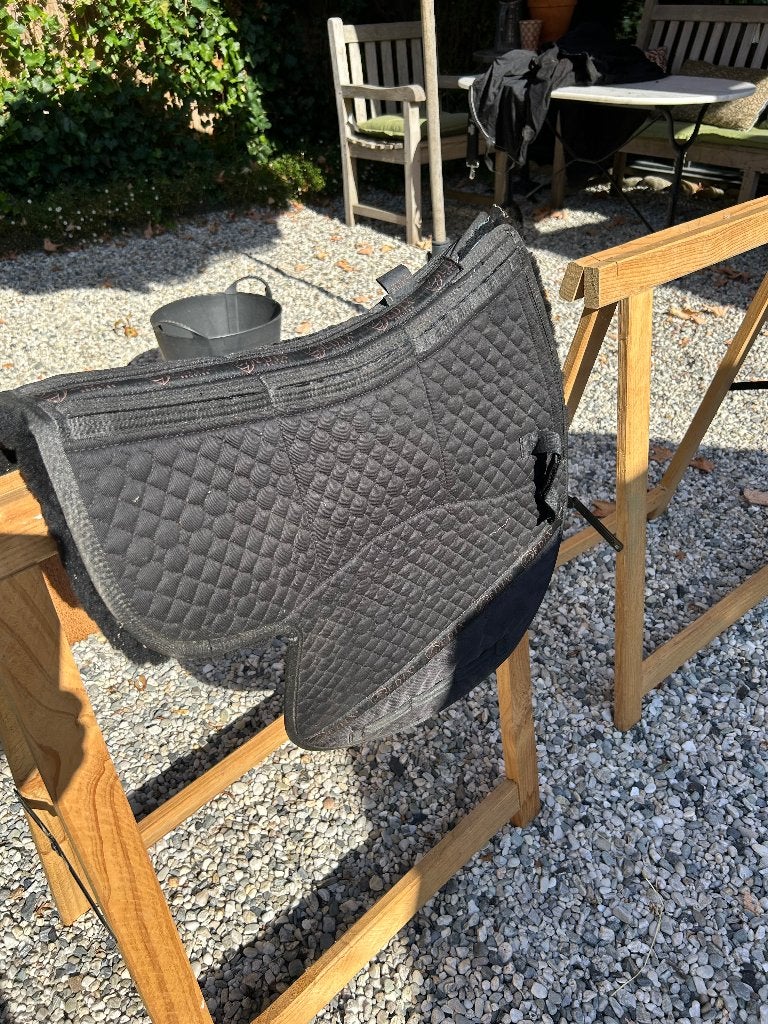 EDIX lamsvel pad, Dieren en Toebehoren, Paarden en Pony's | Dekens en Dekjes, Full (L), Gebruikt, Overige merken, Ophalen of Verzenden