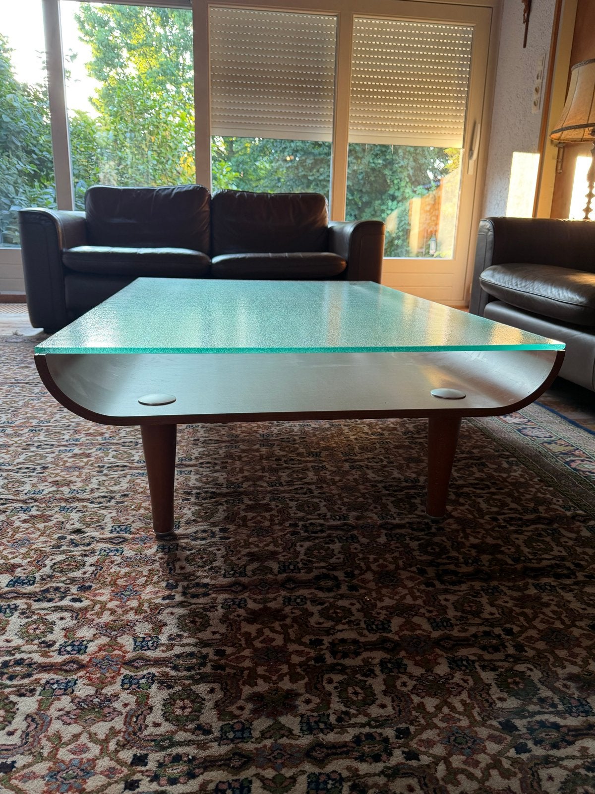 Stijlvolle salontafel van hout en glas, Ophalen, Gebruikt, 100 tot 150 cm, 50 tot 100 cm