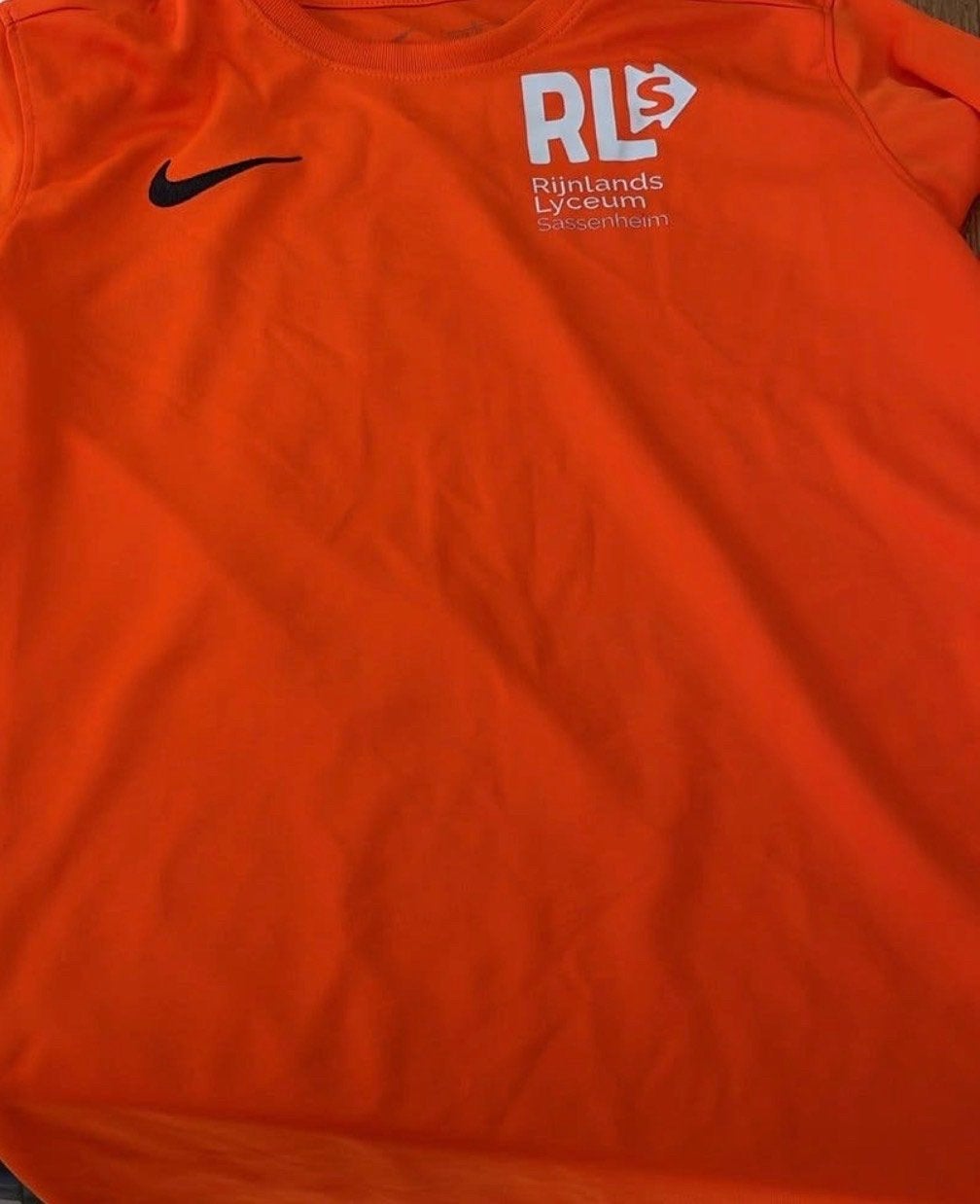 Nike RLS Sportshirt Oranje - Kindermaat L, Ophalen of Verzenden, Gebruikt, Jongen of Meisje