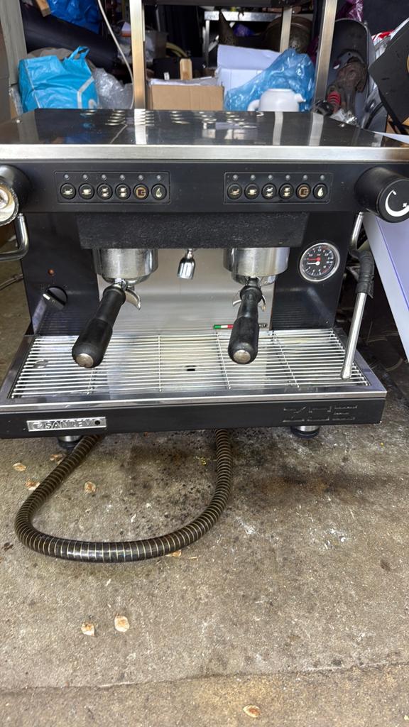 SanRemo en La San Marco espressomachine plus 2 koffiemolens, Witgoed en Apparatuur, Koffiezetapparaten, Ophalen, Zo goed als nieuw