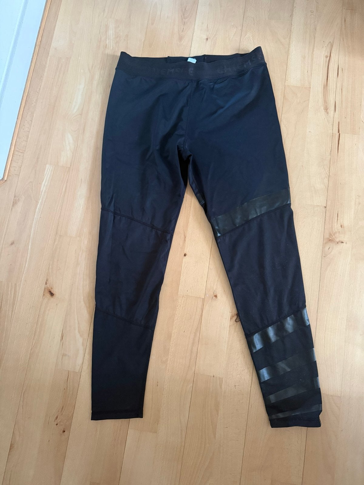 Chiemsee zwarte sportlegging XL met unieke vlakken, Zwart, Maat 46/48 (XL) of groter, Ophalen of Verzenden, Fitness of Aerobics
