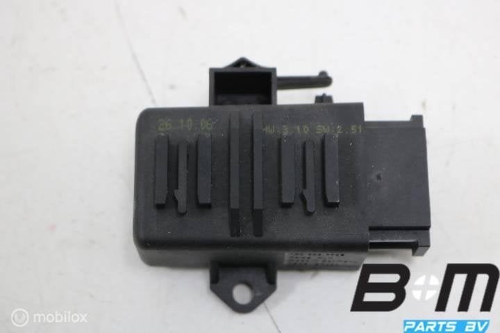 Regelapparaat stoelverwarming VW Beetle 5C 1Z0959772B, Gebruikt