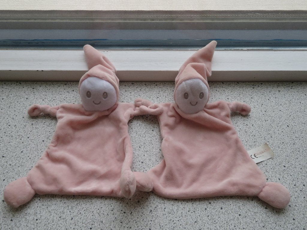 Knuffeldoek spookpop knuffelpop merk Evora van Kruidvat, Overige typen, Ophalen of Verzenden, Zo goed als nieuw, Roze