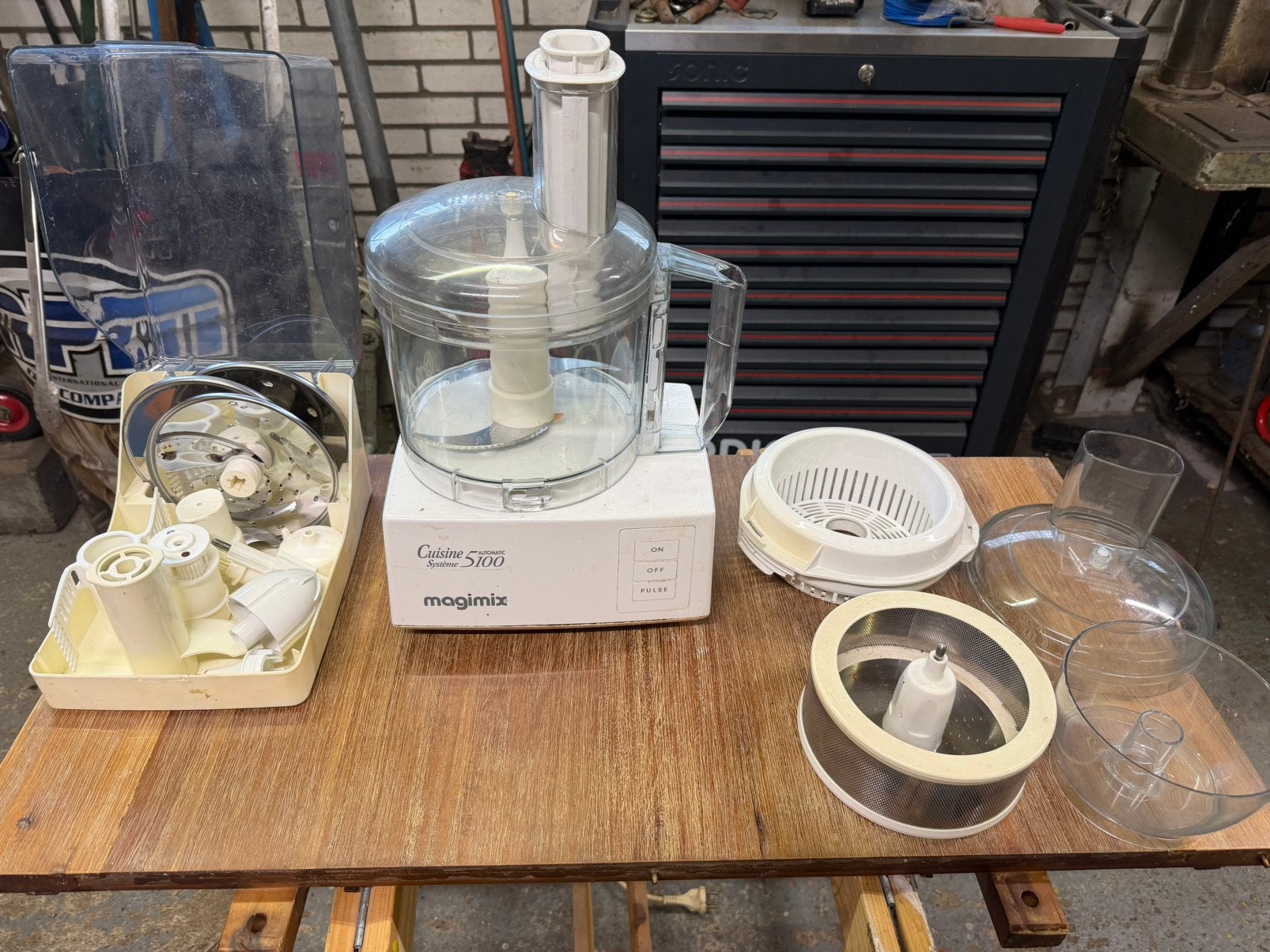 Goede magimix cuisine 5100 keukenmachine, Ophalen, Gebruikt, 2 snelheden, 2 tot 3 liter