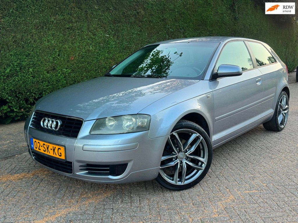 Audi A3 1.6 Attraction /CLIMA/VELGEN/RIJDTGOED!/, Auto's, Audi, Voorwielaandrijving, Gebruikt, 4 cilinders, 49 €/maand