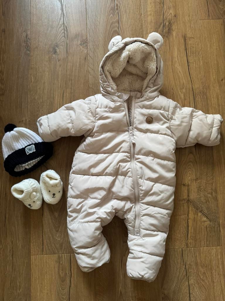 Sneeuwpak Teddy Voering Maat 56 + Muts en Sokjes, Kinderen en Baby's, Babykleding | Maat 56, Ophalen of Verzenden, Zo goed als nieuw