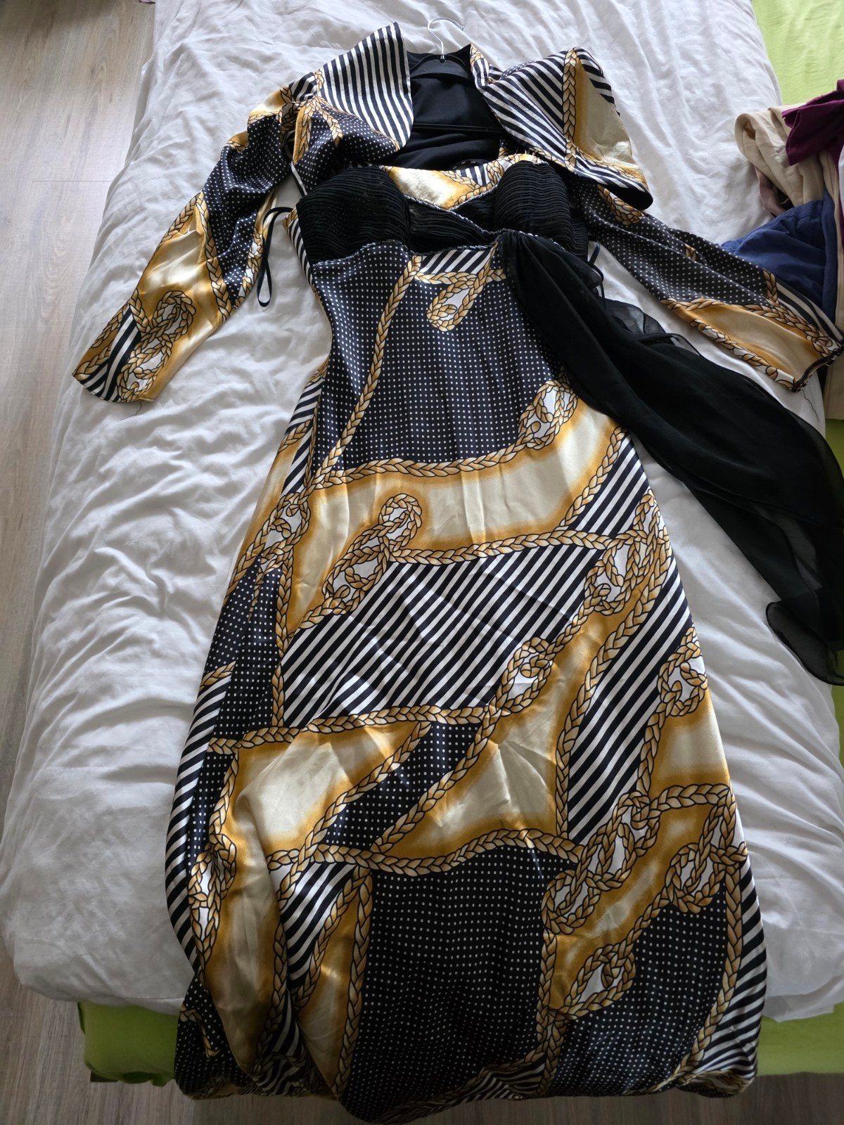 Elegante maxi-jurk met blazer in kettingprint, Kleding | Dames, Maat 38/40 (M), Zwart, Ophalen of Verzenden, Onder de knie