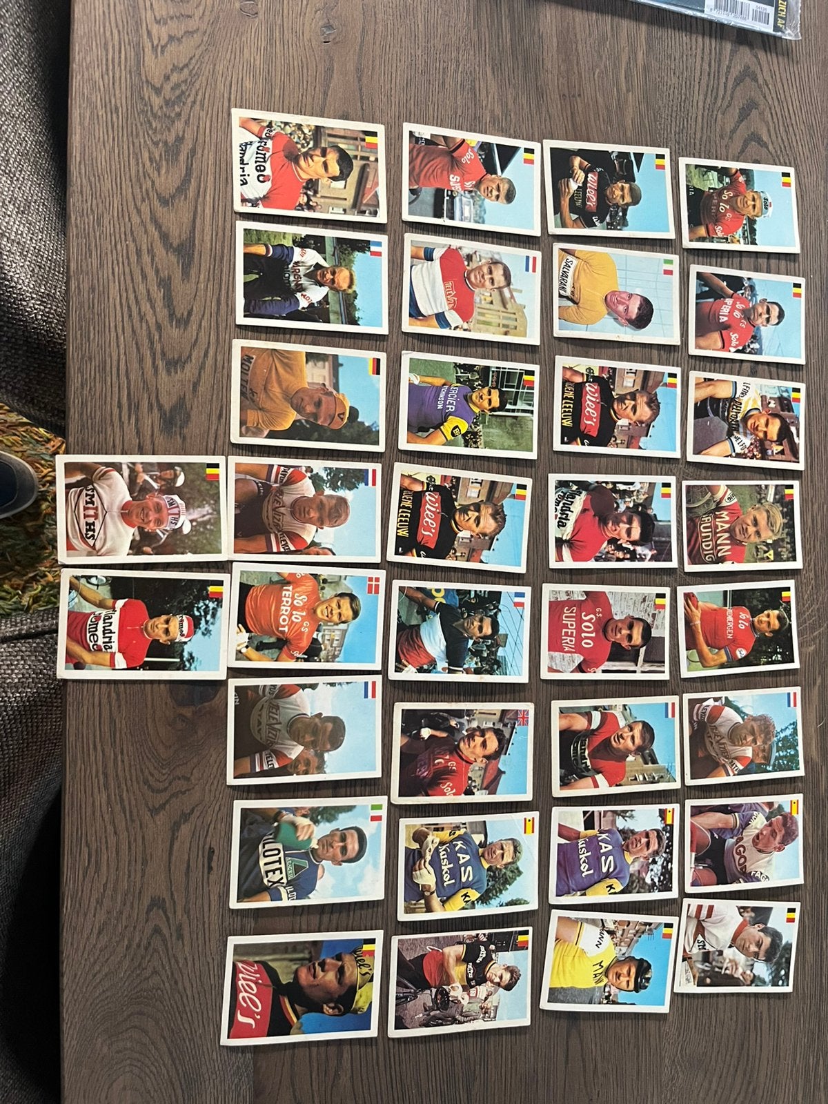 34 OUDE PLAATJES WIELRENNERS, Ophalen of Verzenden, Zo goed als nieuw, Overige sporten, Overige typen