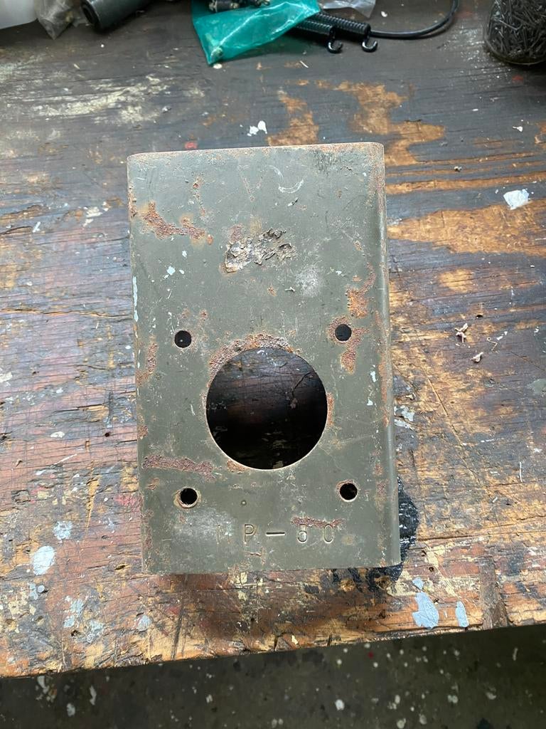 Mp50 antenne steun legervoertuig, Verzamelen, Ophalen of Verzenden, Landmacht, Nederland