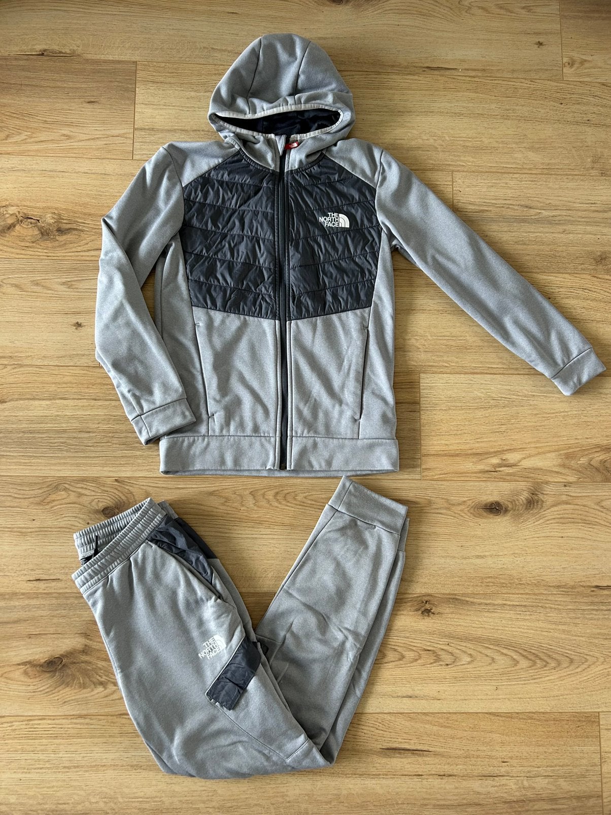 Als nieuw The North Face pak trainingspak fleece XL 164 170, Ophalen of Verzenden, Zo goed als nieuw, Jongen, Trui of Vest