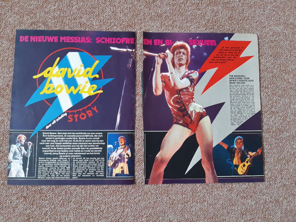 Knipsels Cuttings David Bowie Muziek Expres April 1975, Ophalen of Verzenden, 1960 tot 1980, Nederland, Knipsel(s)