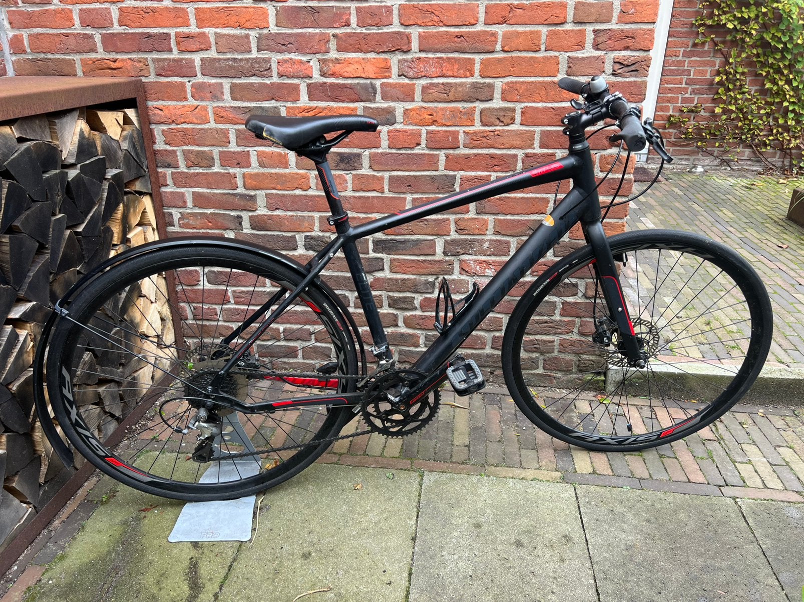 Specialized Sirrus Elite Disc maat M, 28 inch, Gebruikt, 49 tot 53 cm, 15 tot 20 versnellingen