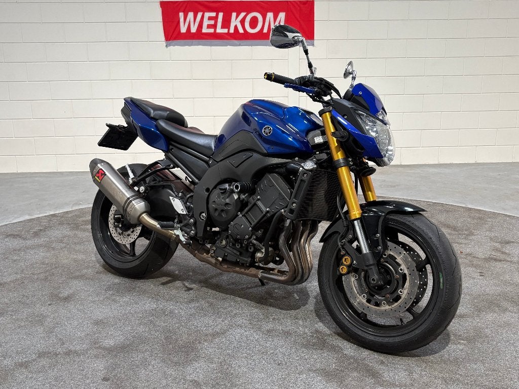 Yamaha FZ 8, Akrapovic, 2012, naked bike, Sportuitlaat, 4 cilinders, Meer dan 35 kW, 800 cc