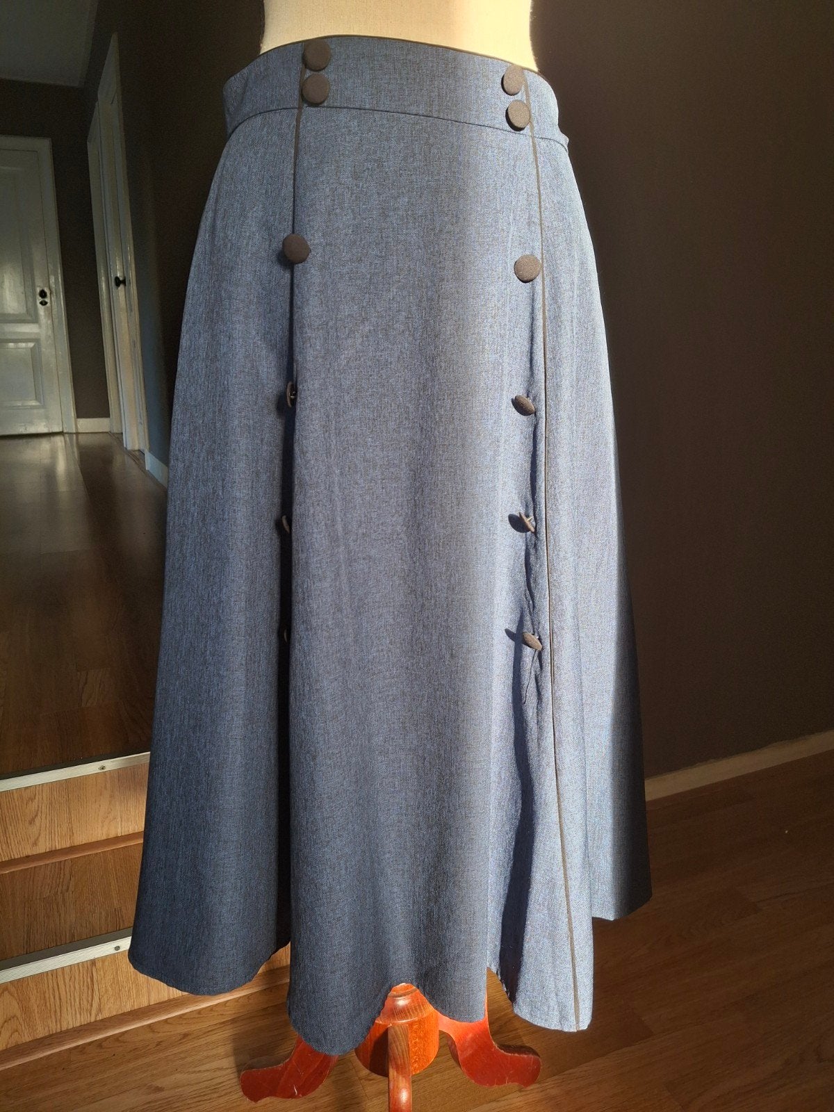 Blauwe damesrok met knopen maat L, Blauw, Maat 42/44 (L), Ophalen of Verzenden, Zo goed als nieuw