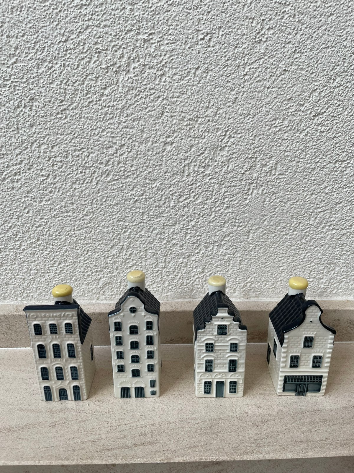 KLM huisjes nr. 27, 33, 34, 36, Ophalen of Verzenden, Zo goed als nieuw, 21 t/m 40