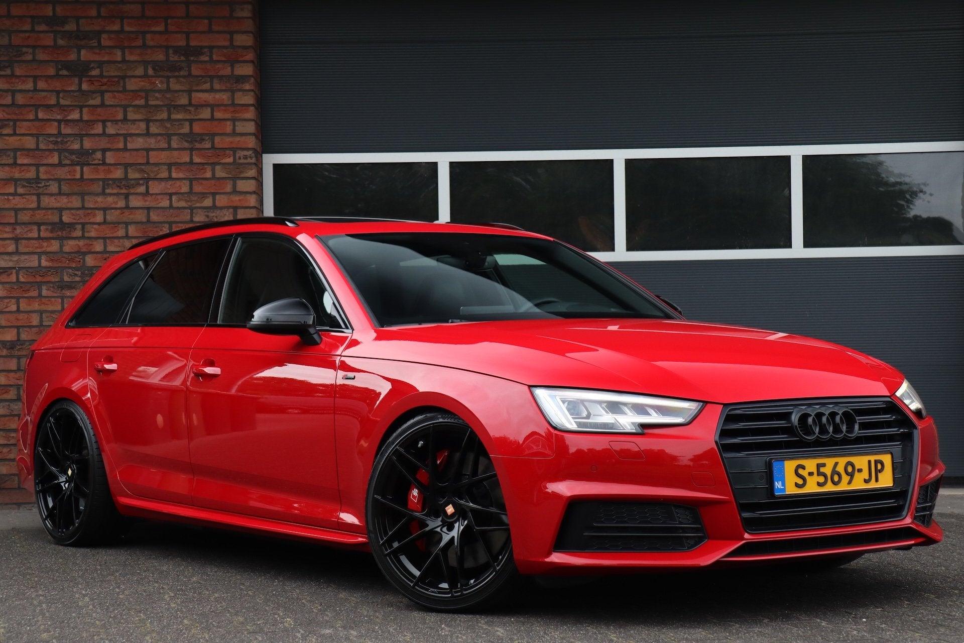 Audi A4 Avant 1.4 TFSI Sport S line edition, Pano, RS stoele, Gebruikt, 4 cilinders, 150 pk, A4