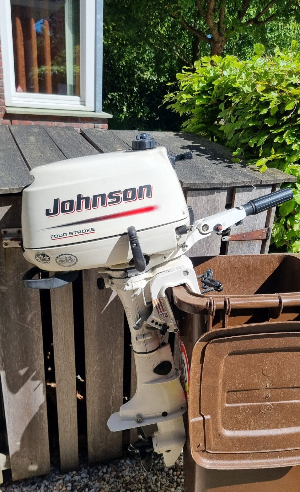 Johnson 4 PK 4 takt buitenboordmotor kortstaart, Ophalen, Gebruikt, Benzine, Minder dan 5 pk