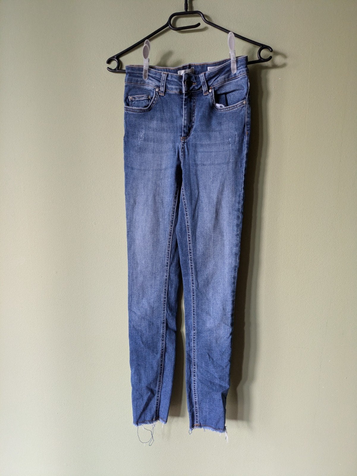 Spijkerbroek van only XS (1), Only, Blauw, Ophalen of Verzenden, Zo goed als nieuw