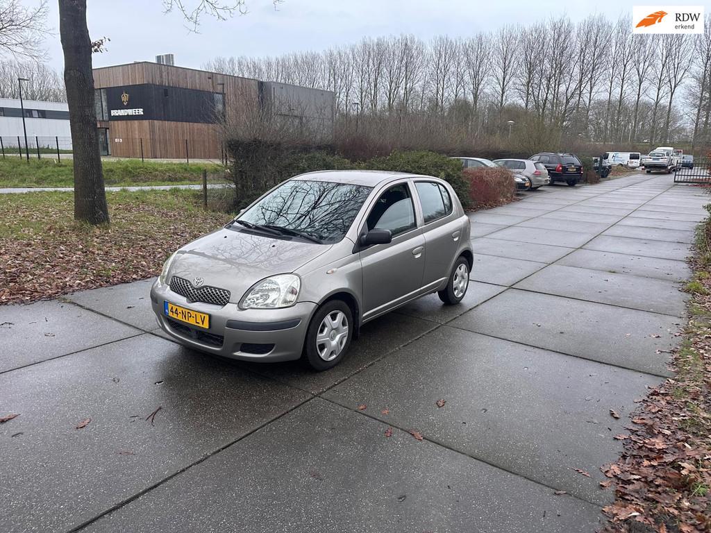 Toyota Yaris 1.3 VVT-i Idols Airco.Airco.5Deurs, Auto's, Toyota, Voorwielaandrijving, Gebruikt, 4 cilinders, 400 kg