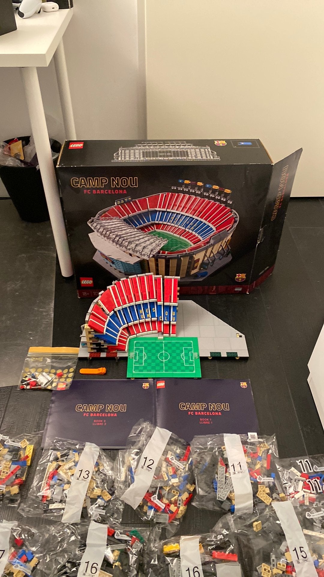 Camp nou barcelona stadion lego compleet, Ophalen of Verzenden, Zo goed als nieuw