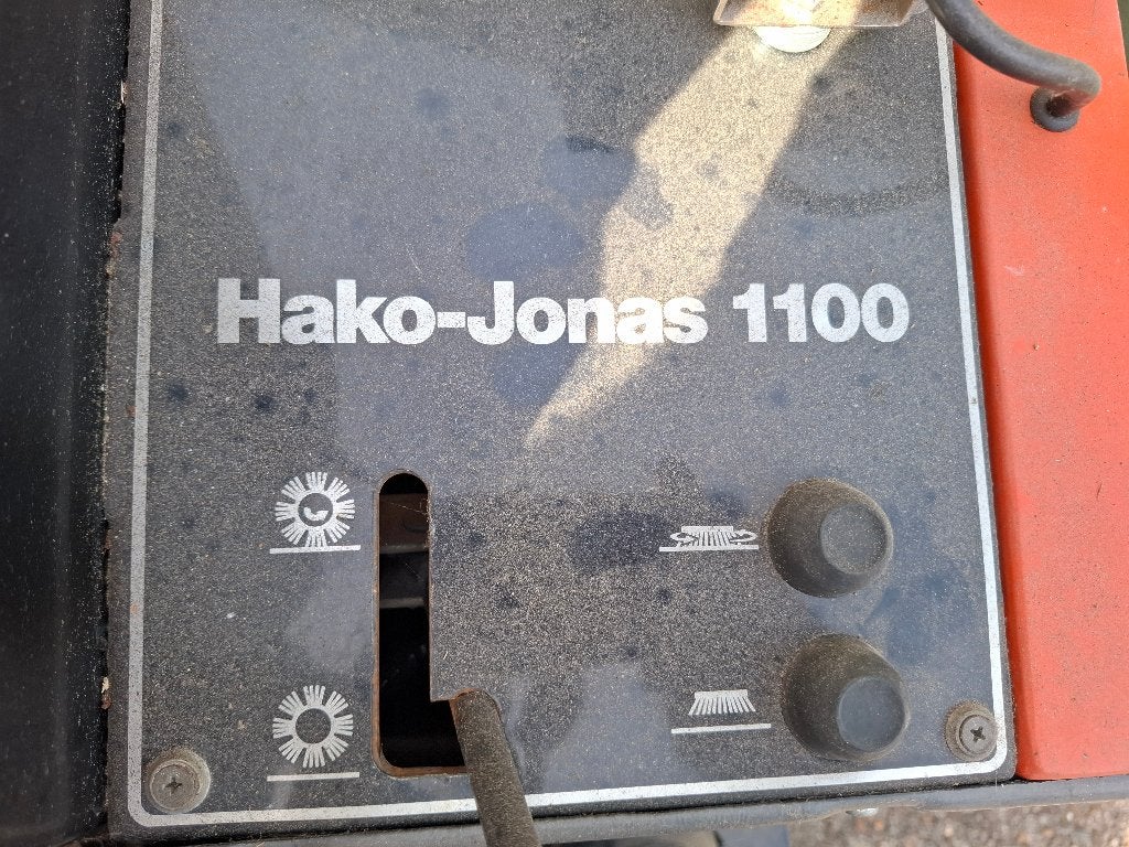 veegmachine hako jonas, Ophalen, Gebruikt, Hako