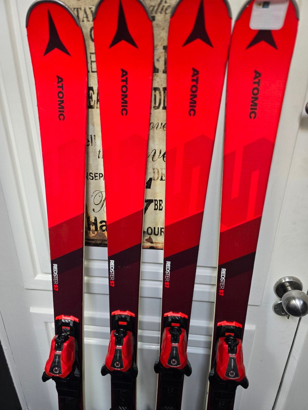 25/26 163cm ATOMIC REDSTER S7 SL  GEVORDERDEN, 160 tot 180 cm, Ophalen of Verzenden, Zo goed als nieuw, Carve