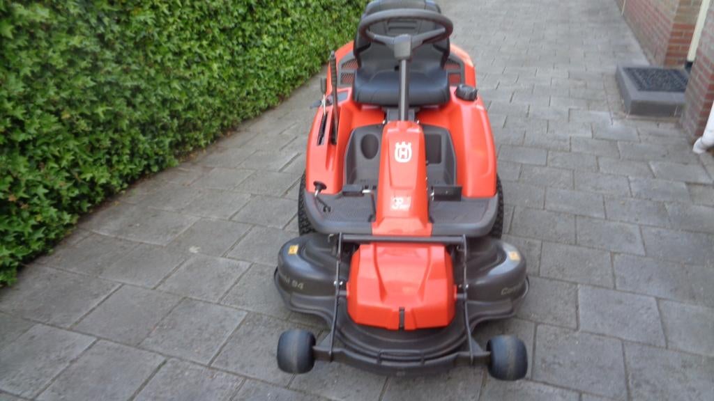 1x gebruikte husqvarna frontmaaier 16 pk 2 cilinder, Ophalen, Gebruikt, Husqvarna, Nederland