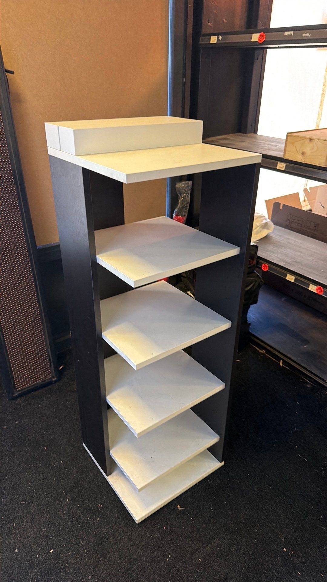 Gave display, Huis en Inrichting, Ophalen, Zo goed als nieuw