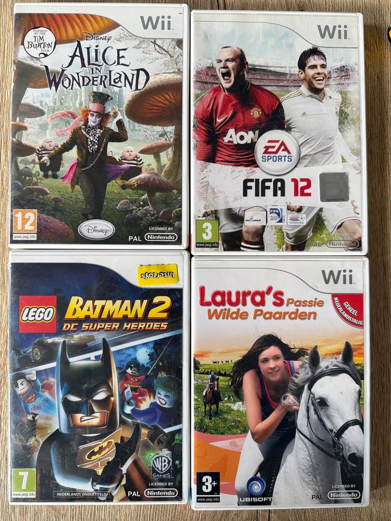 Wii spellen: Alice in Wonderland, FIFA 12, Lego Batman 2, La, Verzenden, Overige genres, Zo goed als nieuw, 3 spelers of meer