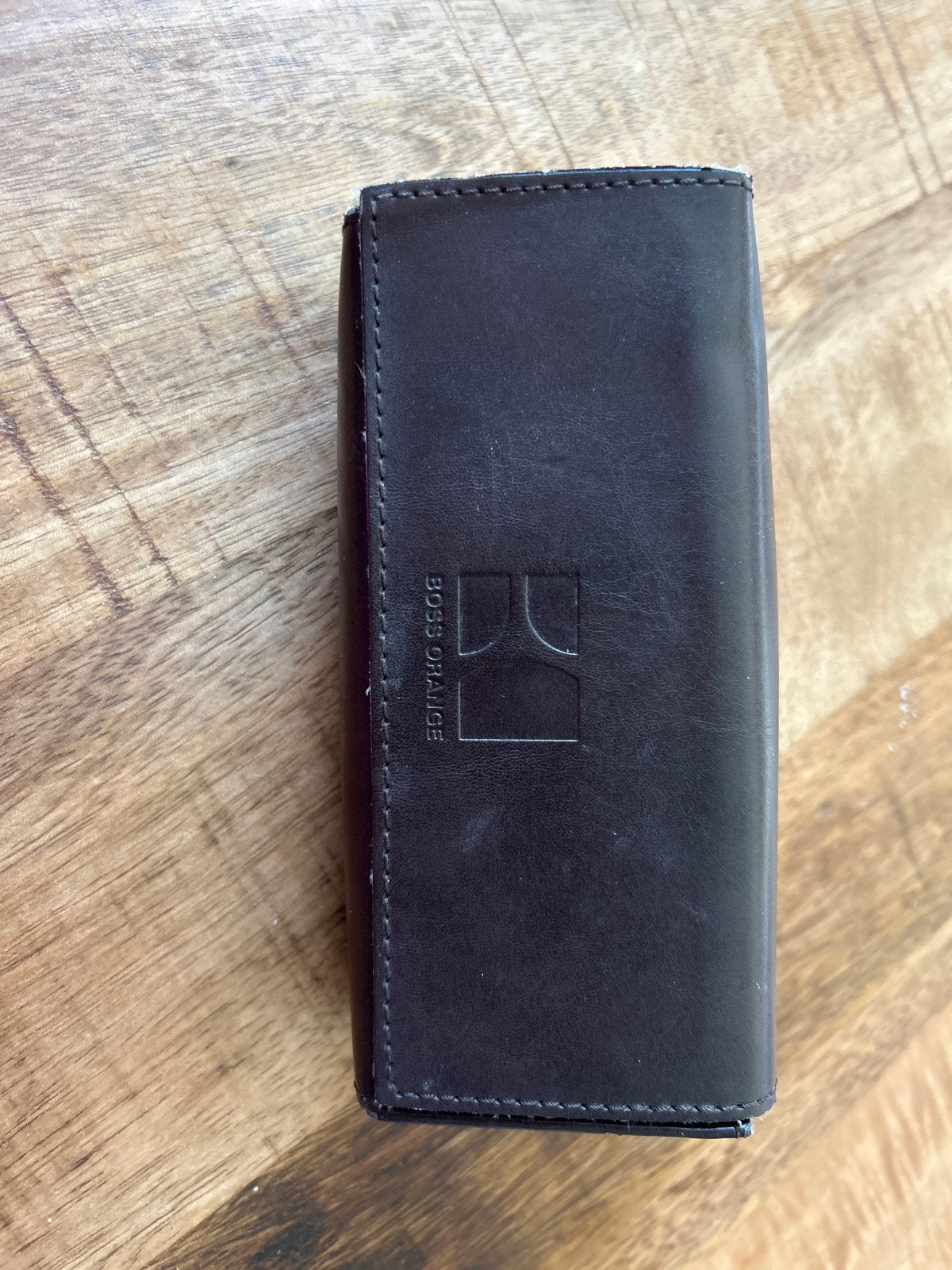 Hugo BOSS Orange zonnebril met etui, Sieraden, Tassen en Uiterlijk, Zonnebrillen en Brillen | Dames, Gebruikt, Zonnebril, Wit
