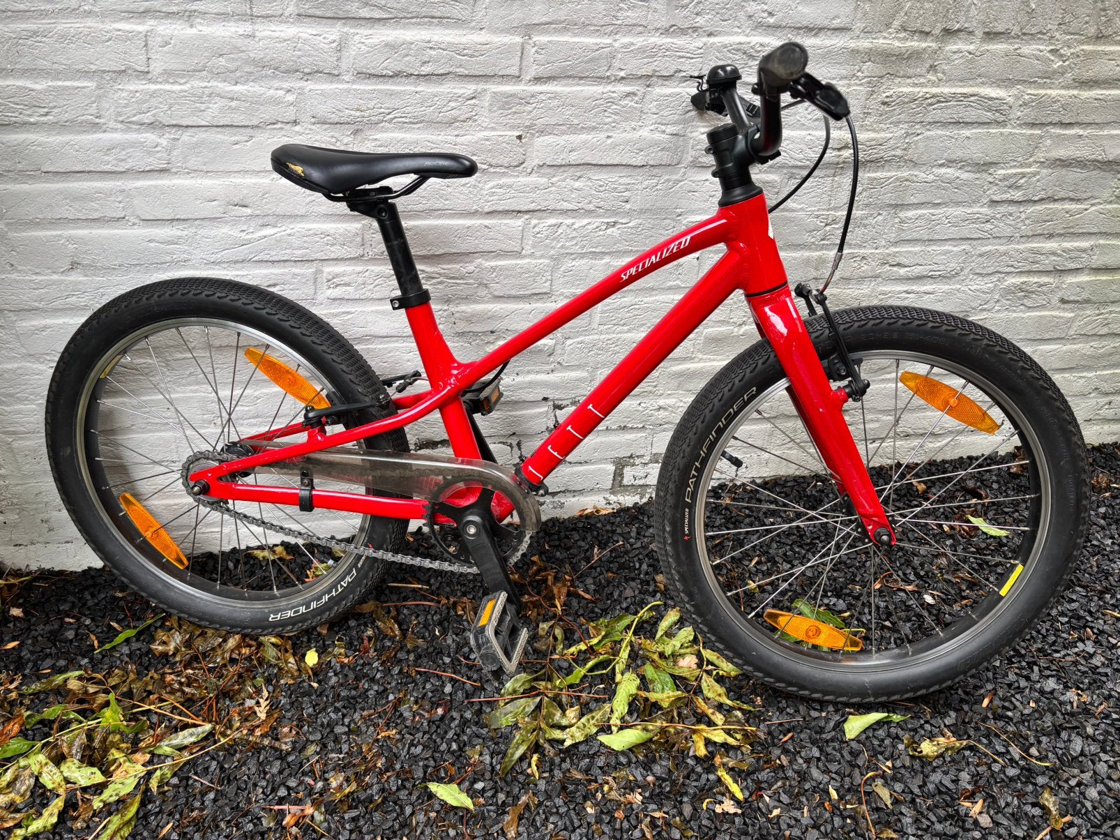 Specialized Jett Kinder MTB 20 inch - Rood, Ophalen, Gebruikt, Velgrem, 20 inch of meer