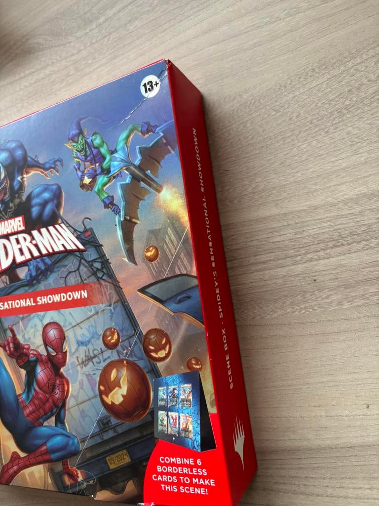 Magic the Gathering - Marvel's Spider-man Scene Box, Ophalen of Verzenden, Zo goed als nieuw, Foil
